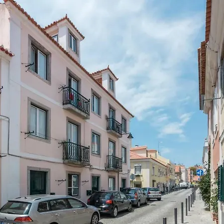 Beautiful With View Of The Tagus River Апартаменти *